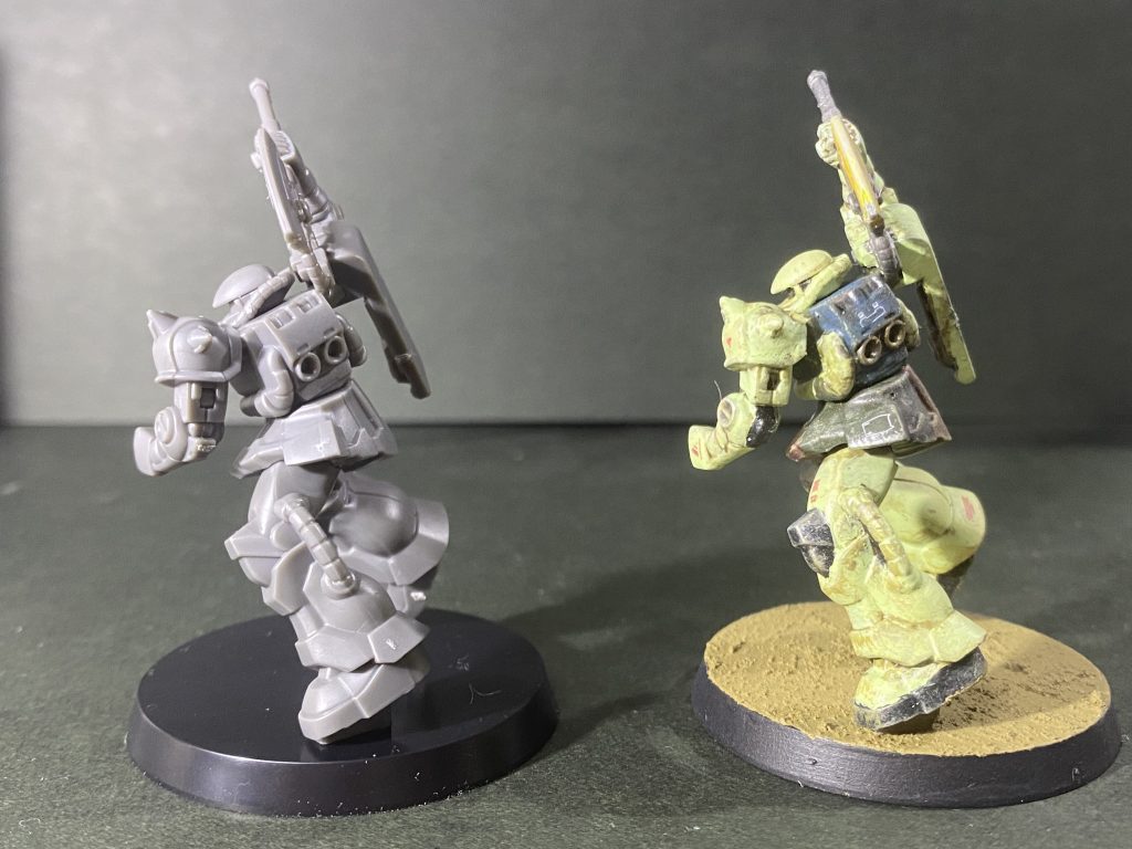 ガンダムアッセンブルは組み立てが非常に簡単で、ポーズもダイナミックでアーティファクトとは違う良さがありますね。造形のアレンジが結構多かったのは意外でした。ひとまず全種類気合いの二個買いしてきたので、来年のアッセンブル本格展開まで頑張って塗っていこうと思います。(ガンダムカードゲームのトークンとして使えるという触れ込みですが、面倒くさいからわざわざ使いはしないと思う。。。)