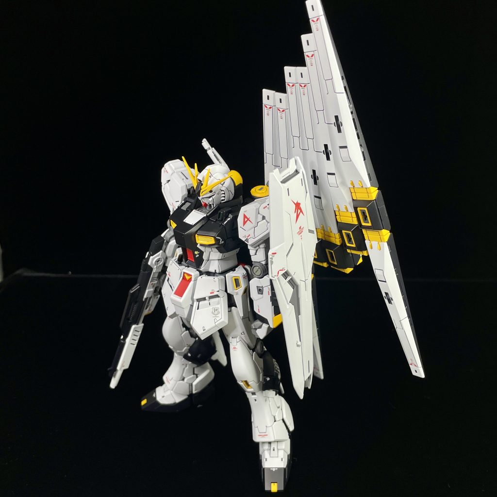 RG νガンダム–3枚目/制作者：BANTOA