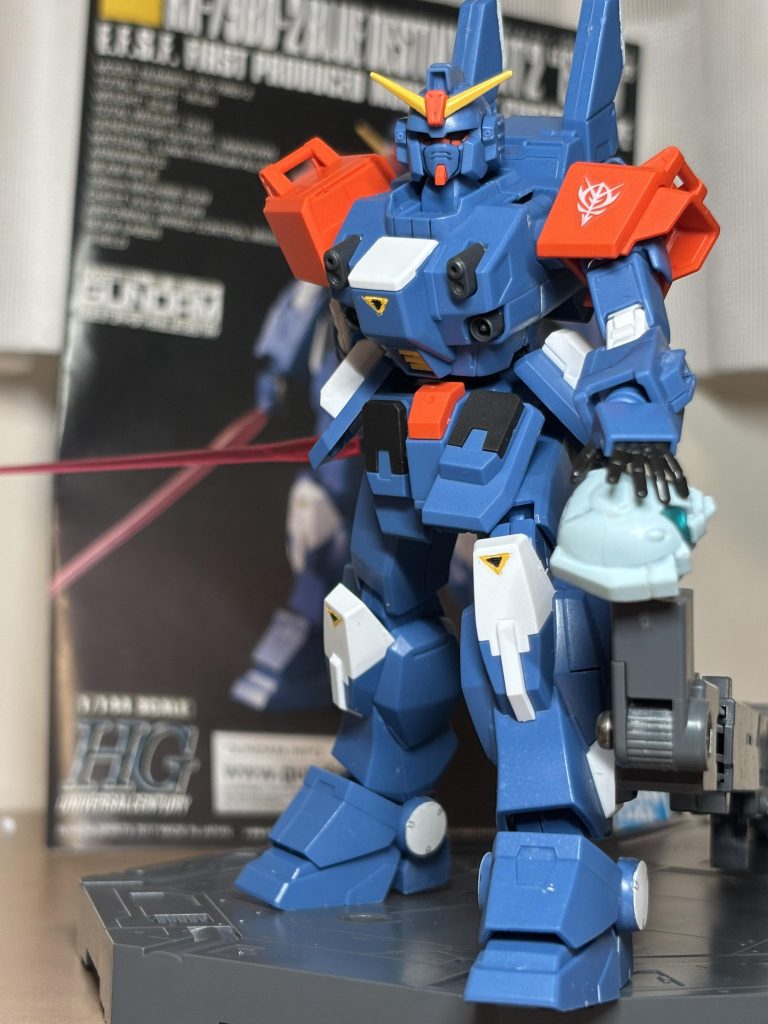 いかがでしたか?最近は模型店に行っても、全くと言っていいほど新しいキットが手に入らないんでね。家の近くにある古本市場に行くのが休日の楽しみになっています。GQ系のキットとか店頭で見たことねぇよ。ゲルググとか赤ガンとか欲しいんだけどな…。まぁ、こういう良キットとめぐりあい宇宙できるのが、古本屋の魅力なんでね。シリーズとか関係無しに、惹かれたキットを組んで不定期に投稿して…を繰り返していきたいなって思ってます。