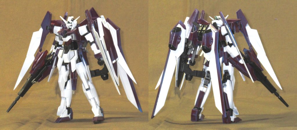 改造ポイントは・大腿部の完全変形加工。・バックパックにボールデンアームアームズのアームを介してスカイダートを接続。・ハイパードッズライフルにイモータルジャスティスの機首パーツを装着。・フラッシュエッジ4ビームブーメランをAGE-2の前腕に装着できるようジョイント加工＆グリップパーツ（魔神創造伝ワタルシリーズで9割余るやつ）追加。