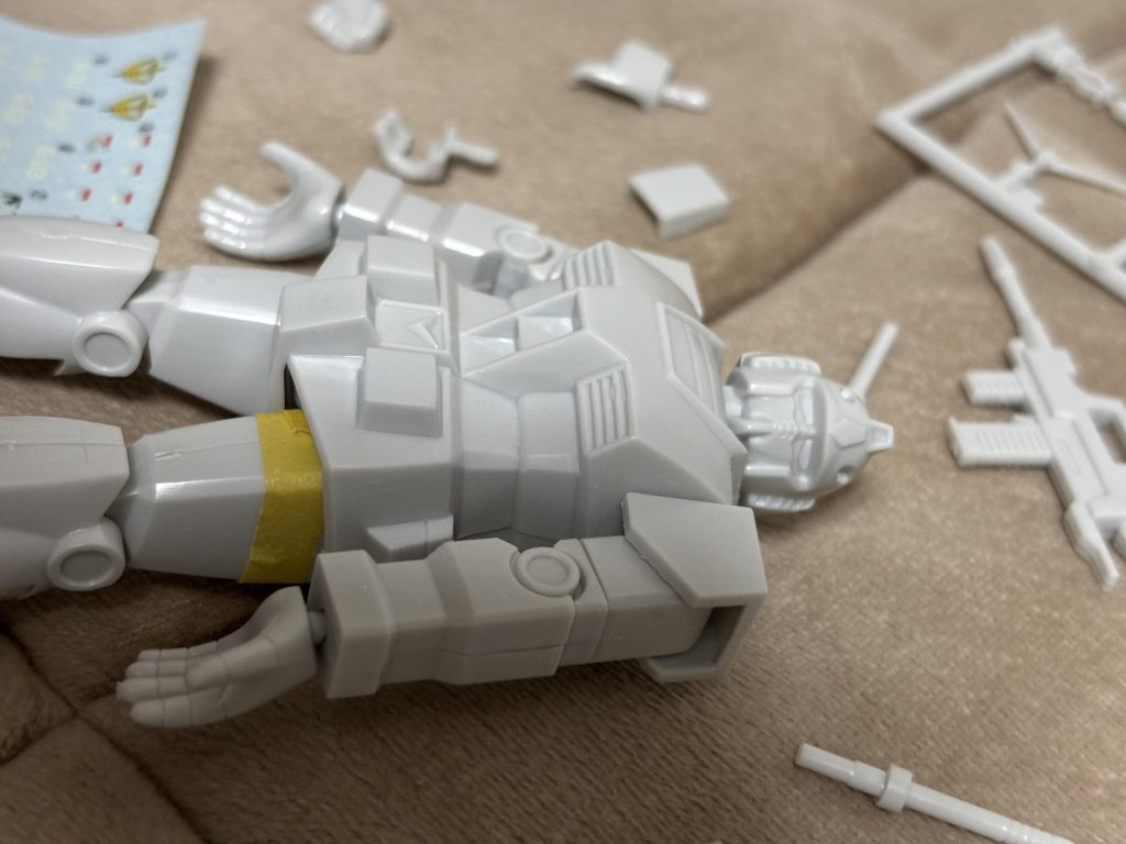 おっちゃんのお顔も妖怪パーツ隠し（ランナー切断時に華麗に翔んでった…）に持っていかれなかったので安堵安堵😌