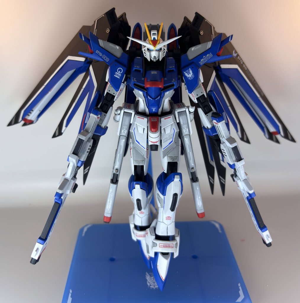 アンテナの形はXでカッコいい作例があったので真似して形状変更してみました。