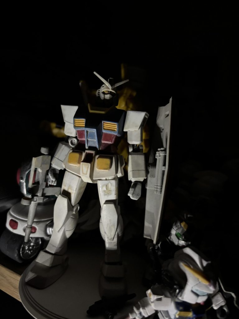 ＨＧ　ガンダム　発売後の作例改修済み　（当時）当時は片手間で制作していた様なのでガチ勢　辞めたのは　悔やまれますので　供養画像になります^_^;失笑