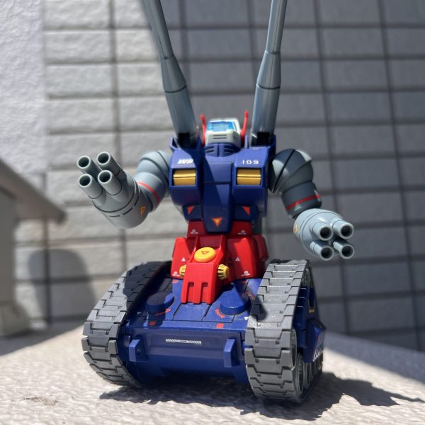 2001年 AKIHABARAガンダムプラモデルV作戦 景品 Amazon | HGUC 機動戦士ガンダム ガンダムV作戦セット 1/144