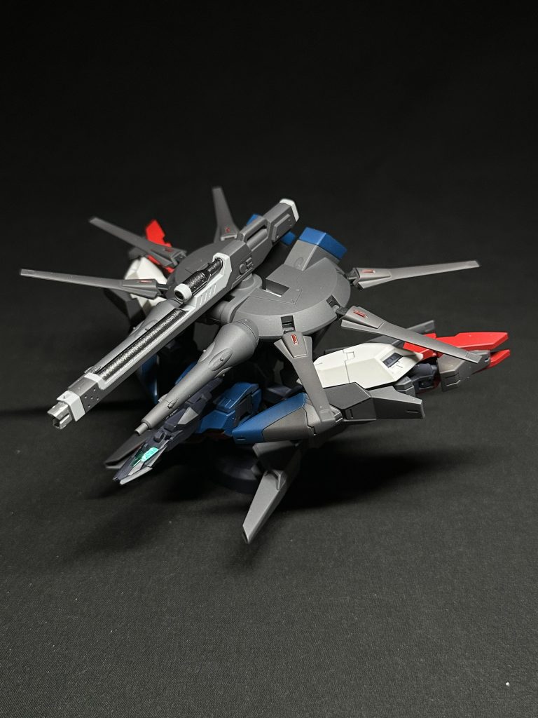 単体で見えにくいですが脚部はユーラヴェンの脚部を使用しています