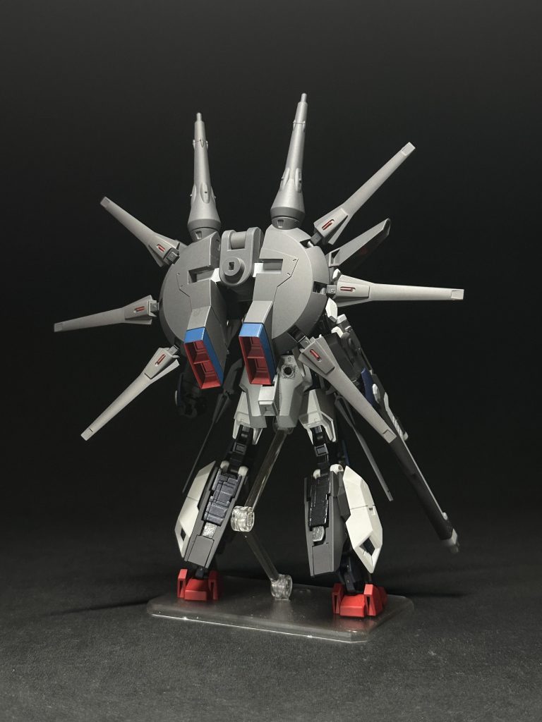 後ろ塗装剥げ防止のためにモデリングワックスを掛けたり一部塗装してないパーツがあります