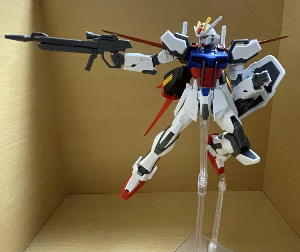 ストライクと言えばなポーズもしっかりとることができます。ですが仰け反りはあまり出来ません。