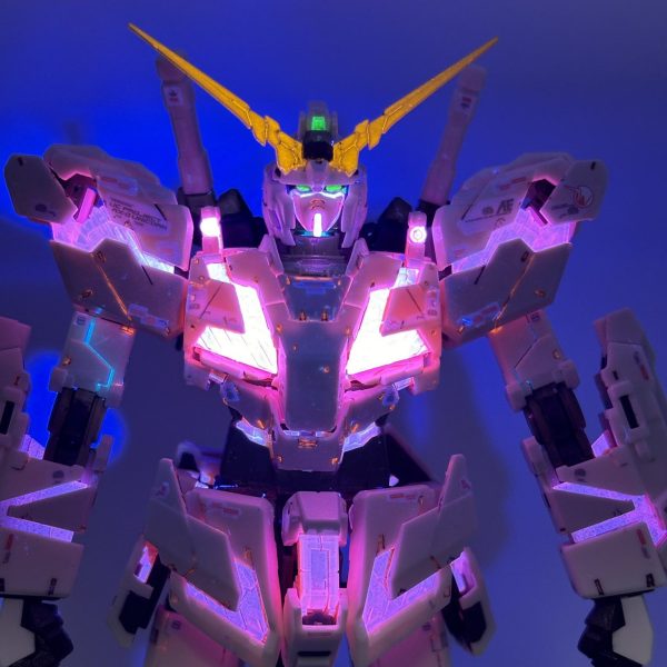 なるだけ遊びたい！RGユニコーンガンダムwith蛍光スミ入れ(グレー)