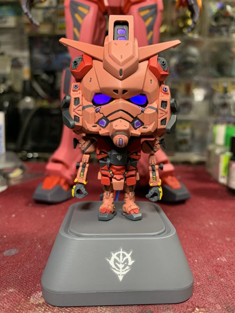 武器なし正面台座は電池ボックスです。