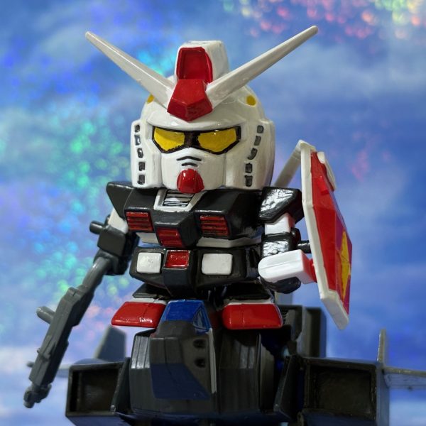 ガンダムにショットガン持たせても様になる。