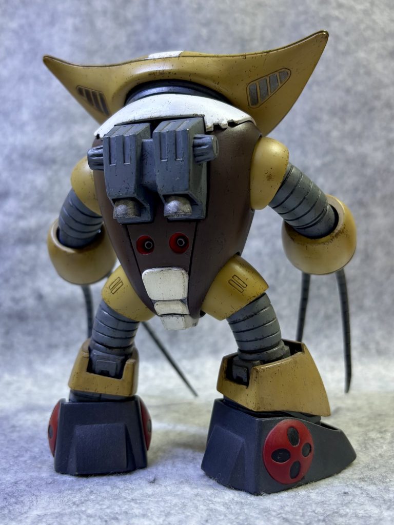 ランドセルも結構すんなりと👍上腕、腿は旧キットなので可動域はほとんどありません😫