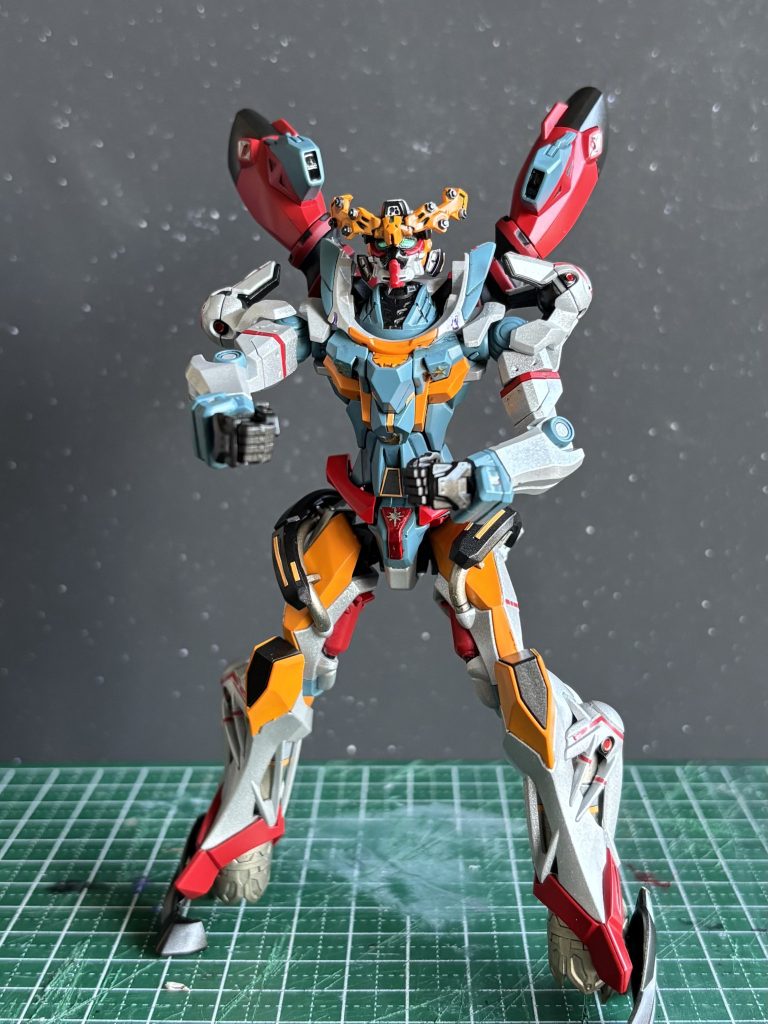 gＭＦ-凹　ジーガルクスピチュが操縦する謎のモビルフォース。アビシニアンズの所属機としてクランバトルに参加する。 