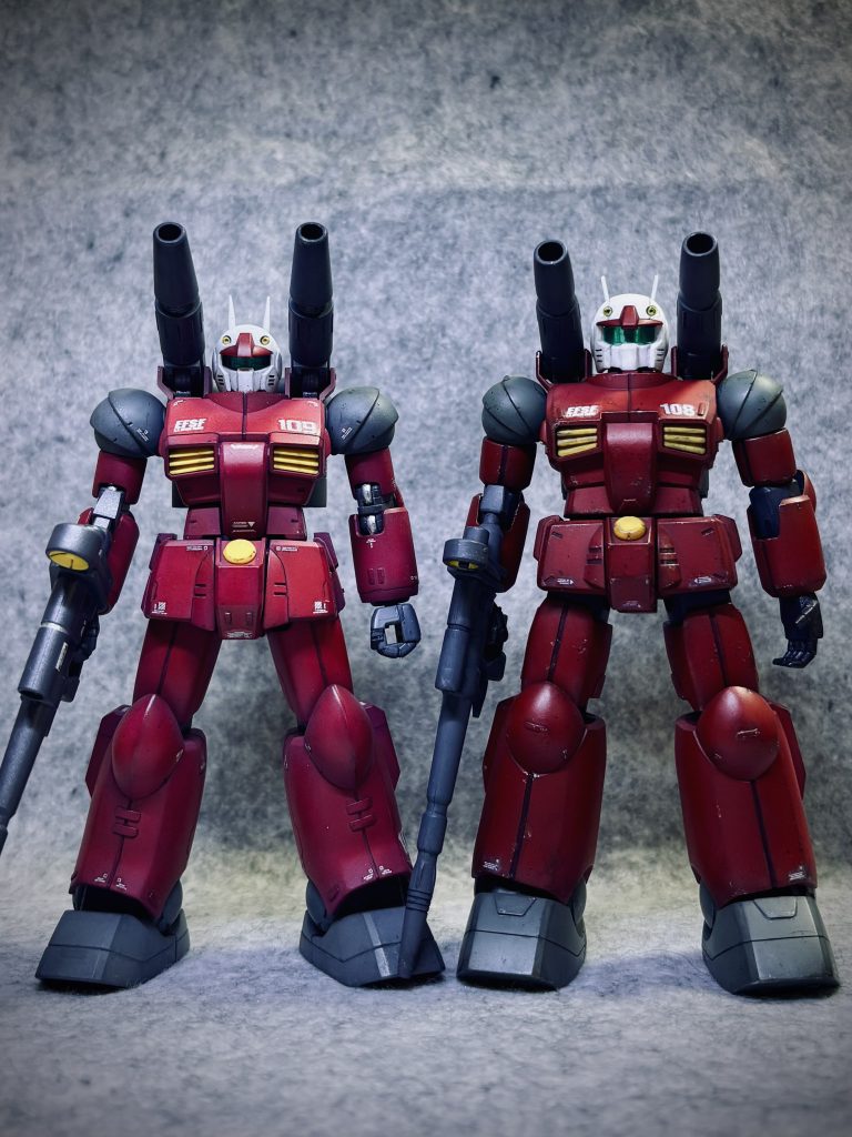 以前投稿した旧HGガンキャノンと📷旧HGで2機並べたかったのが本音です💦こう見ると、だいぶイケメンに変身してますねー🥺