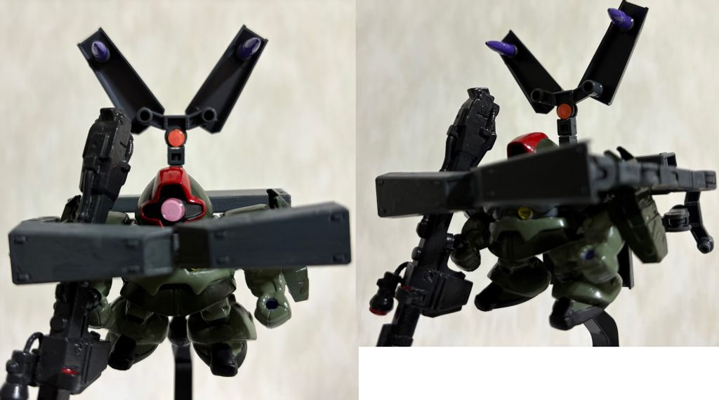 キケロガの腕はリック・ドムを後ろから抱きしめるようにガードする。その際にIフィールドが発生し、あらゆる攻撃を防ぐ。※ジークアクス本編でキケロガがジークアクスを抱きかかえていたので、それをドムで再現したくてこのポーズをとらせた。