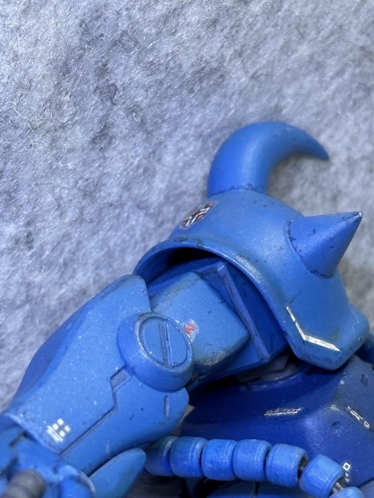 肩アーマーの取付は、見えないように改修🛠️