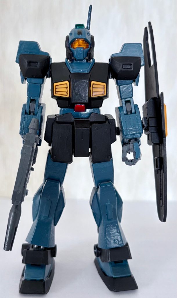 ネモの額のイエローはブラックにしたが、どことなく時代劇の同心みたいだな。まぁ塗装のコンセプトは「潜入捜査官」なんだけどね(gundam-kao2)