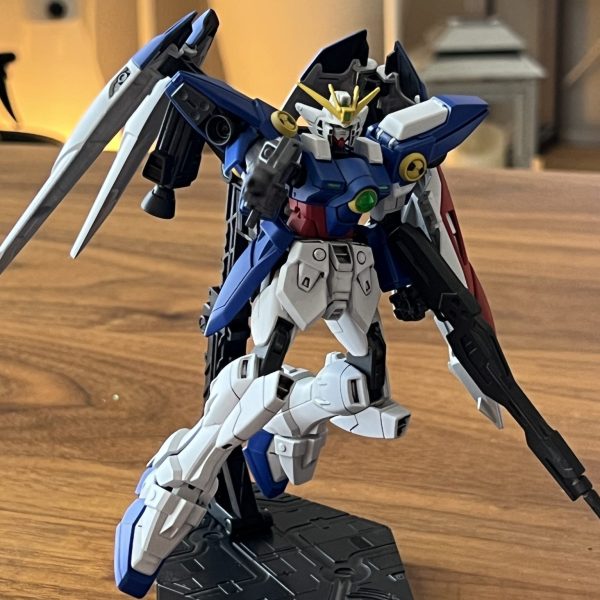 HGACウイングガンダムゼロ