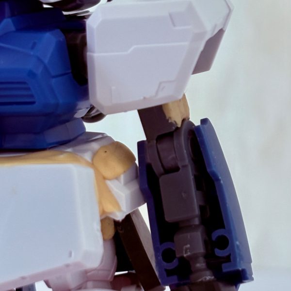 ありったけのジャンクパーツを使ってミキシング中のエクススタンダードのガンダム。どんな仕様にするかはまだ決めてない。（5枚目）