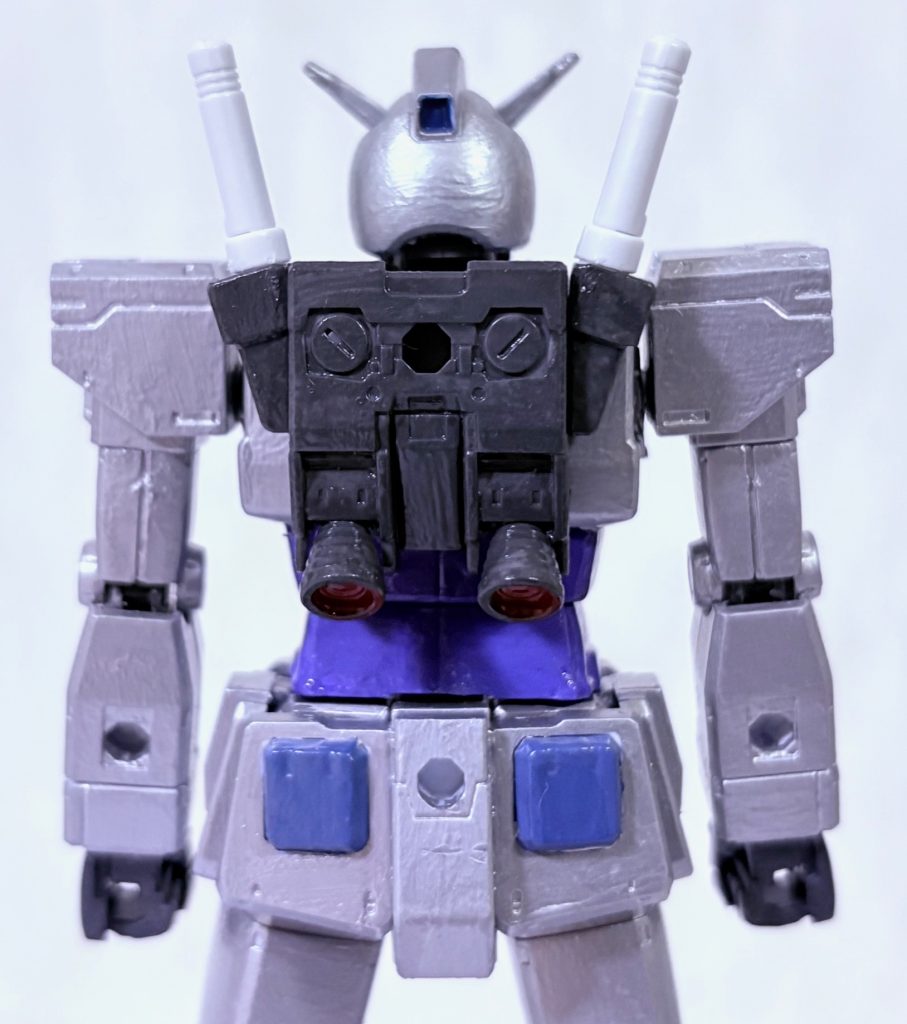 バックパックはもちろん元のも装備できる。