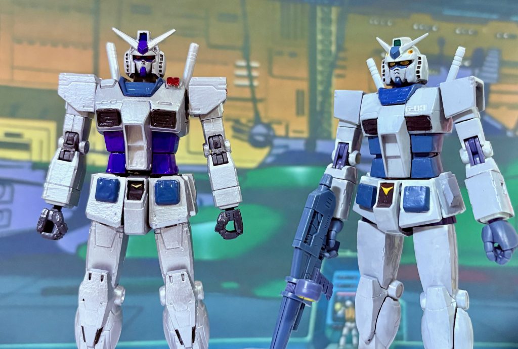 以前ロボット魂をリペイントしたG-3との比較。同じG-3でもこんなに違うのか・・・。