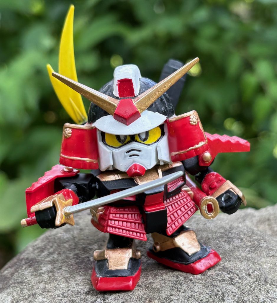 暑い日々が続いているが、我が家の武者頑駄無は暑さに負けずに修行に励んでいる。