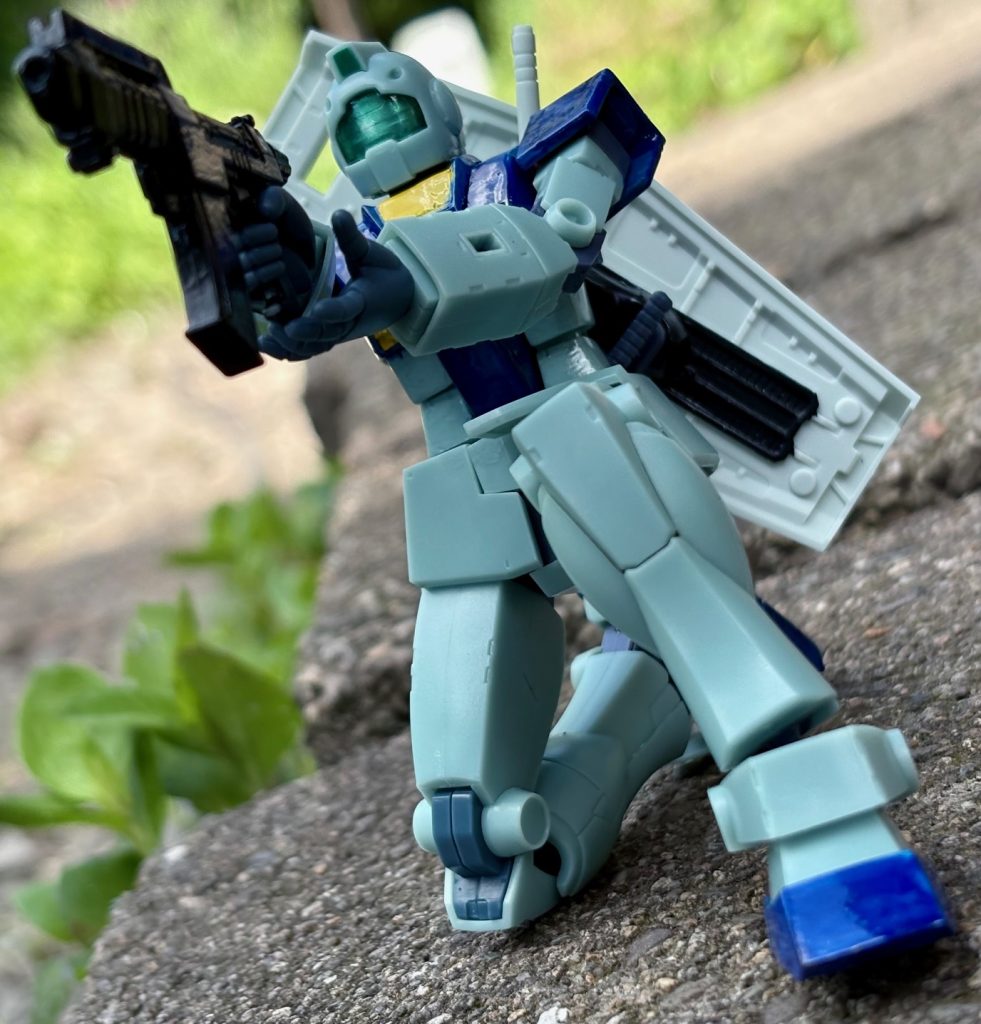 今回も野外撮影のショットで〆。いつかマドロックを手に入れなきゃな(gundam-kao5)