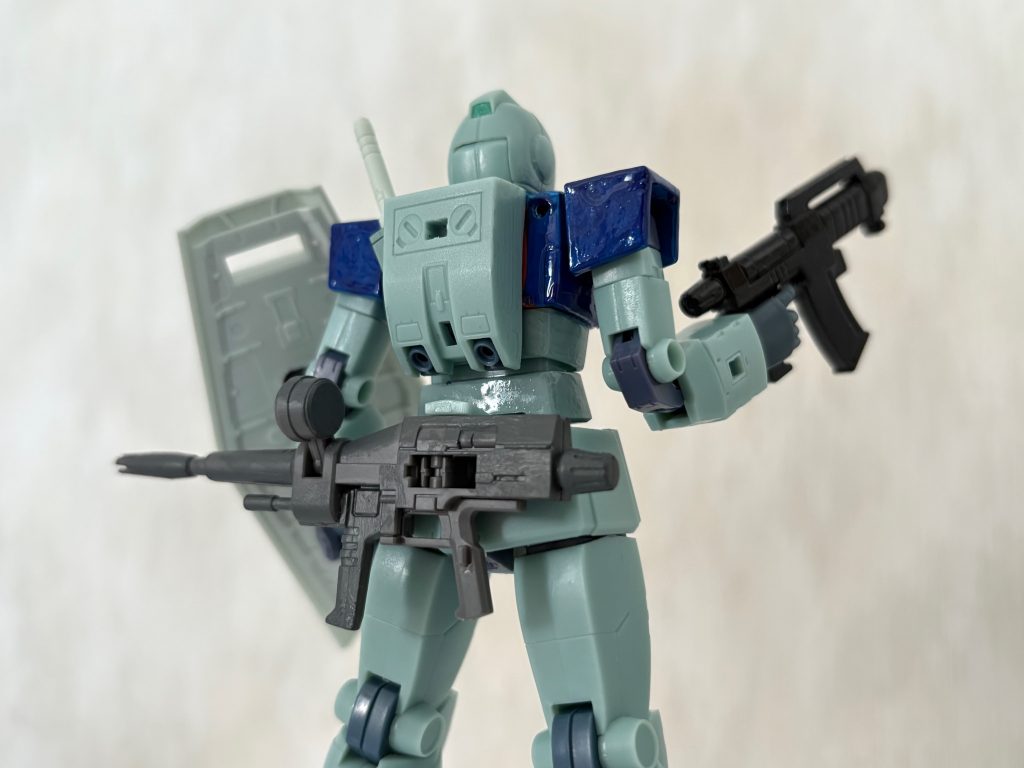 無改造でオリジンガンダムのビームライフルを装備できる。