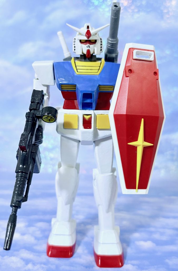 オリジンのプロトタイプガンダムを意識したポーズ。