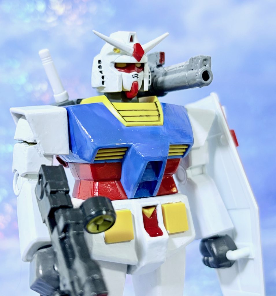 なお通常のガンダム頭に戻して前期型風にもできる。