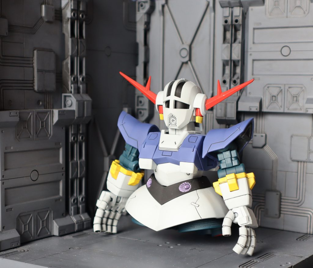 格納庫。モノアイは、後ろ側にしてかくしました。