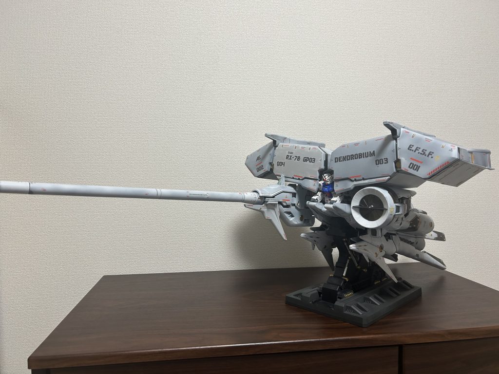 全体像です。大きいというか、長いので写真を撮るのが大変です(笑)