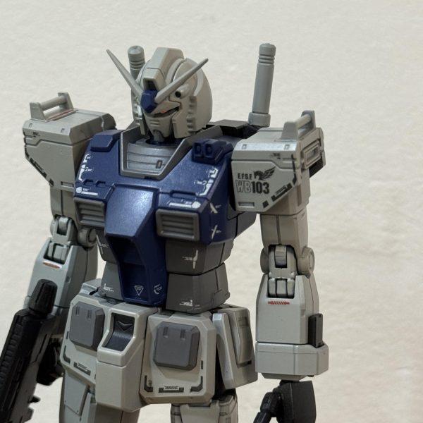 最近、、根気がなくて、、夜眠くなっちゃうですよね。。。G-3ガンダムデカール貼り、、オリジン用のじゃないから、、合わないんですよね。。ま、、マークⅡの時ほどじゃないのでマシですけど、、笑 MGのガンダム達、メル◯りでゲットしたジャンク、、知り合いからもらった物を集めて組み上げたパッチワーク、どれも微妙〜にパーツが足りない。。ver.3.0なんて、、あと指が数本あれば、、って、思ってたら、、、 思い出した！！ 以前、ガンダムベースで買ったバーニア！！！ ん〜〜ビンゴ！！「こんなん何処で使うんだ？」って思ってたら、、まさかの、、、笑（3枚目）