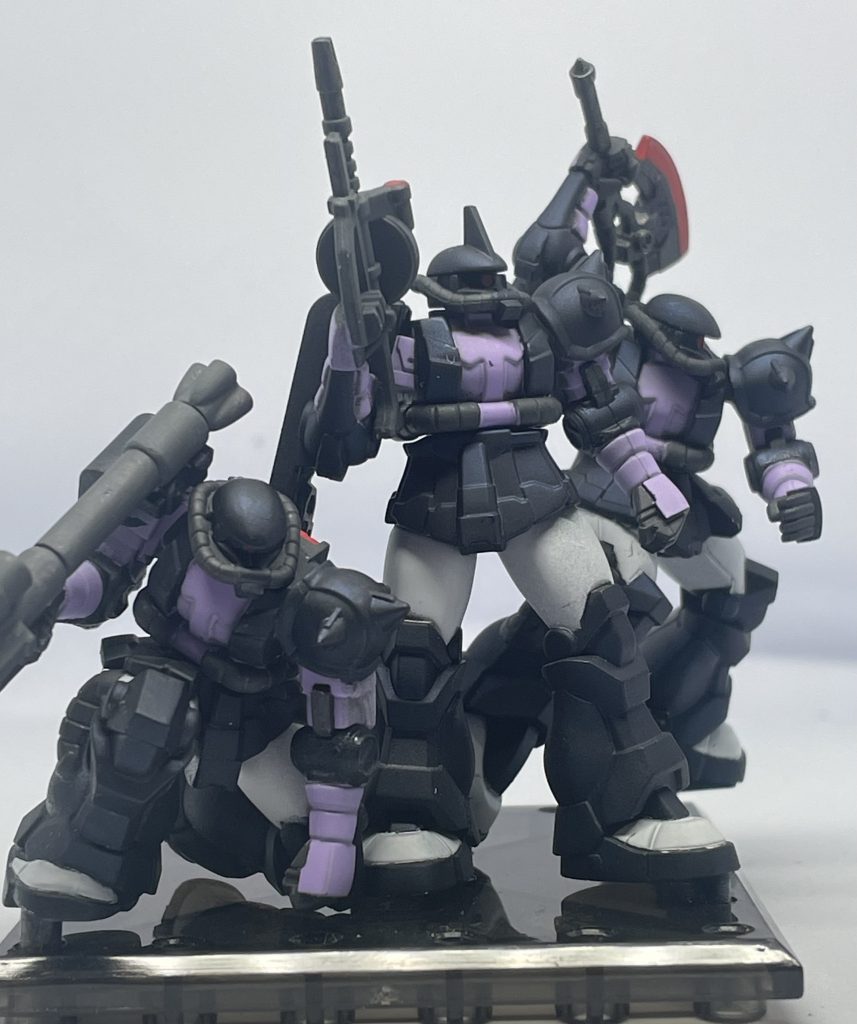 ザク黒い三連星カラーで作製しました