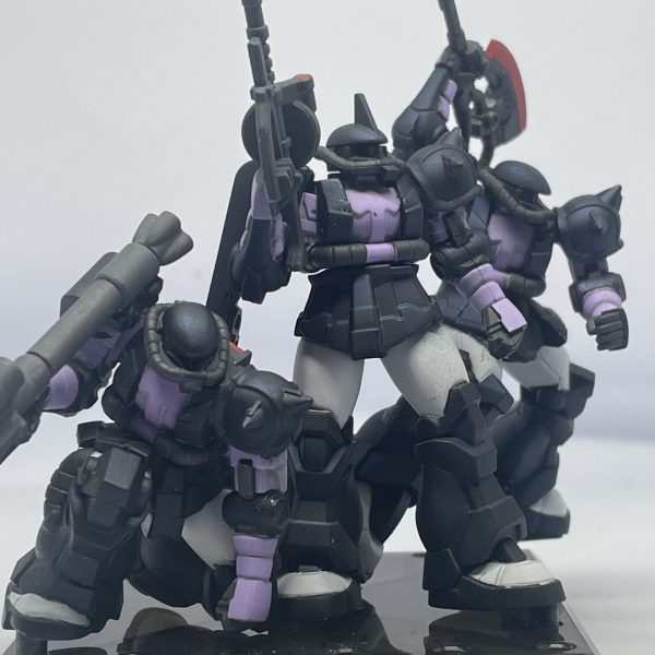 ザク黒い三連星カラーで作製しました