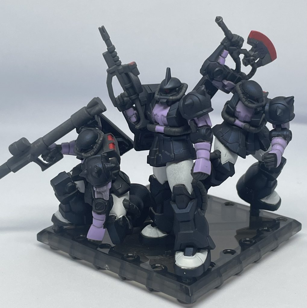 とにかく小さいのが大変なシリーズですが、これから色んなモビルスーツが色んなポージングで出てくるのが楽しみです♪ボードゲームみたいな感じらしいですが、キットだけでもコレクションする人が多そうですね😁ご覧いただきありがとうございました😊