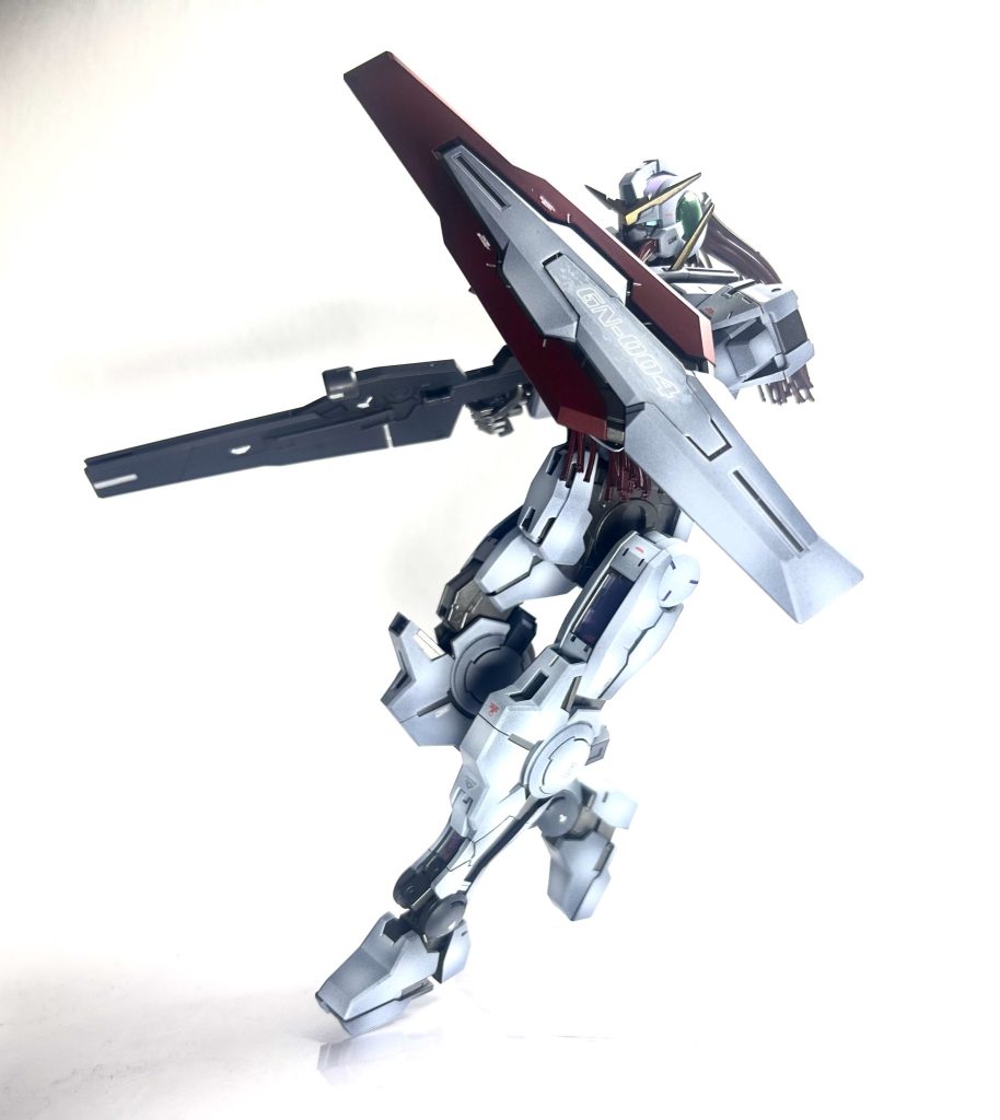 GNシールドも各機体それぞれ個性があって面白く、そしてカッチョいいです。