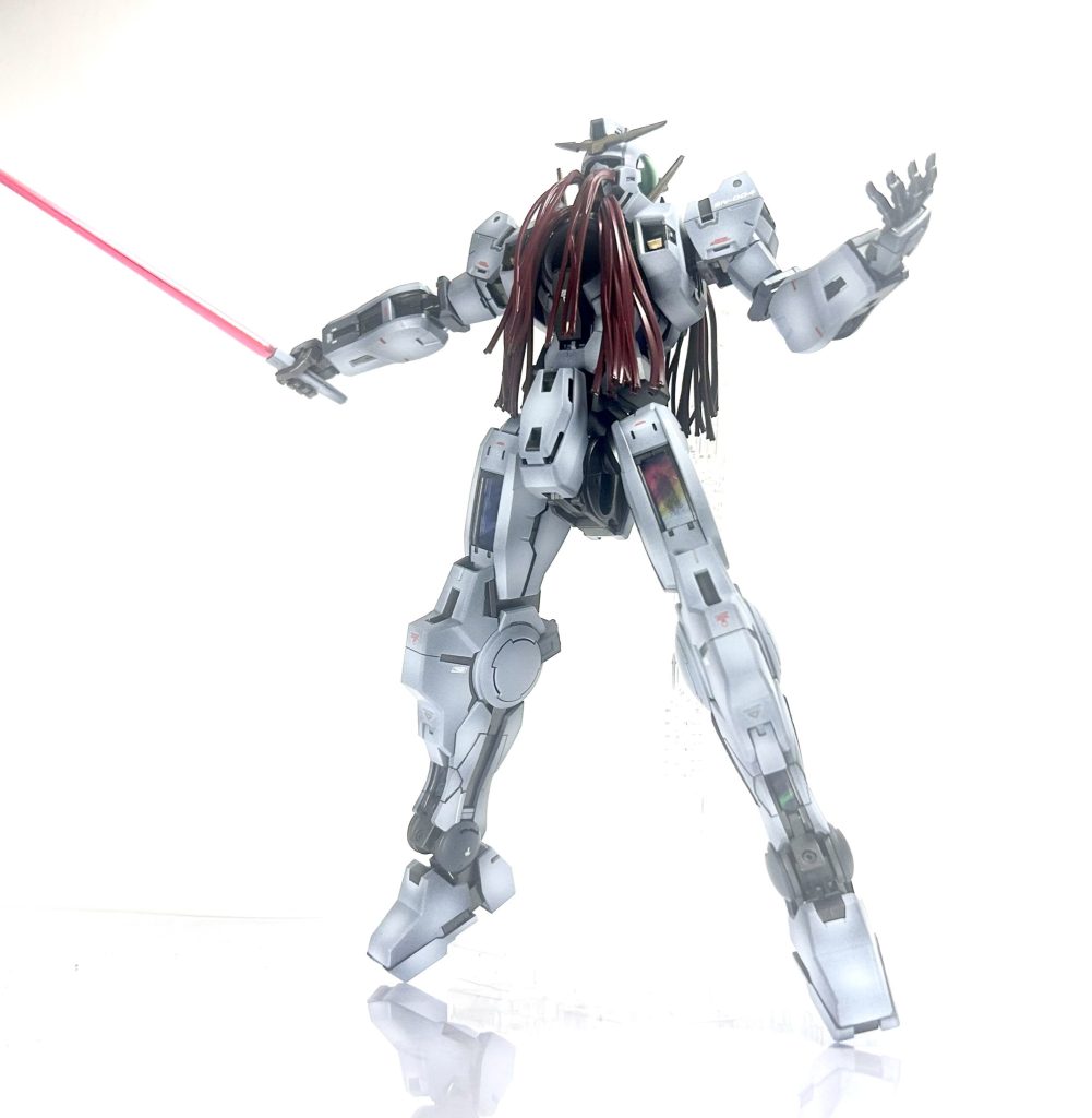 ビームサーベルを出してトライアルシステムを発動‼️