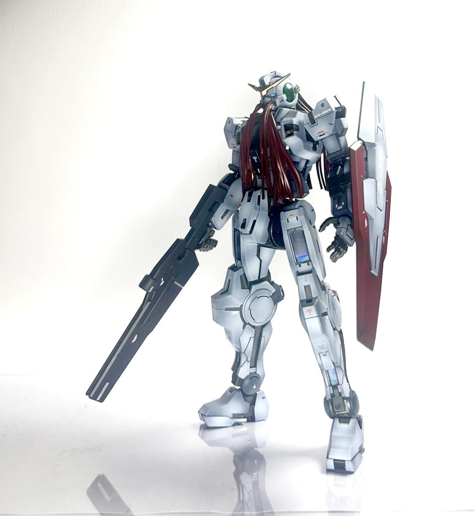 シンプルな構成で組みやすくカッチョいいです。共通フレームや外装はかなり組むの慣れてきました笑