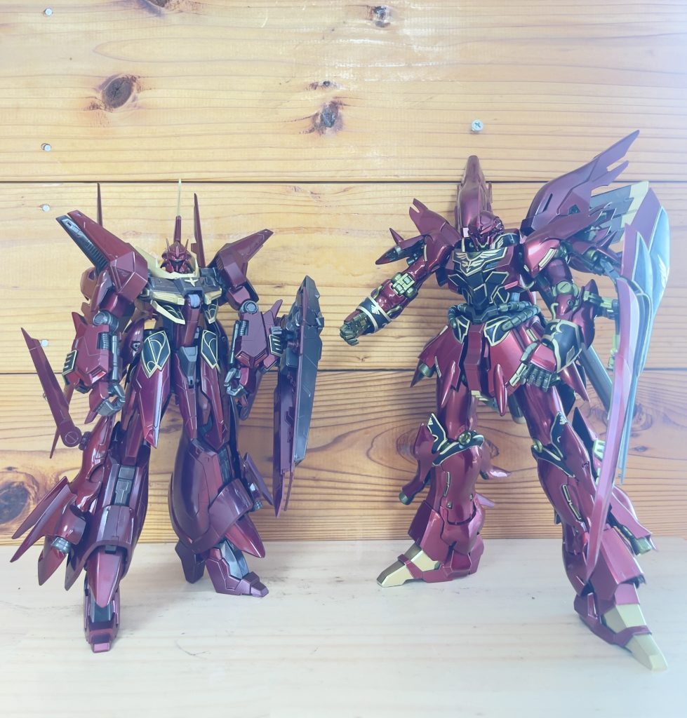 MG シナンジュと2ショット。シナンジュの方が大きいですね(^^)