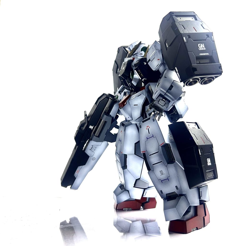 作戦終了し待機シーンでフィニッシュ大胆なポージングは無理ですが、その迫力から撮る角度や腕だけで様々な表情がつけられて撮影の可能性が広がりました。次はいよいよラストの推し機体、ガンダムエクシア楽しみと寂しさが入り混じりますね笑今回は以上です、ありがとうございました‼️