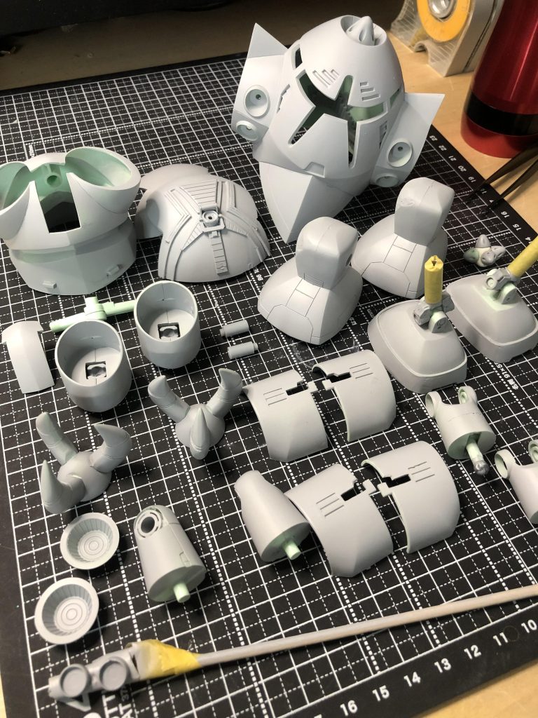 シンプルなモナカ構造なので加工はし易かったです😀