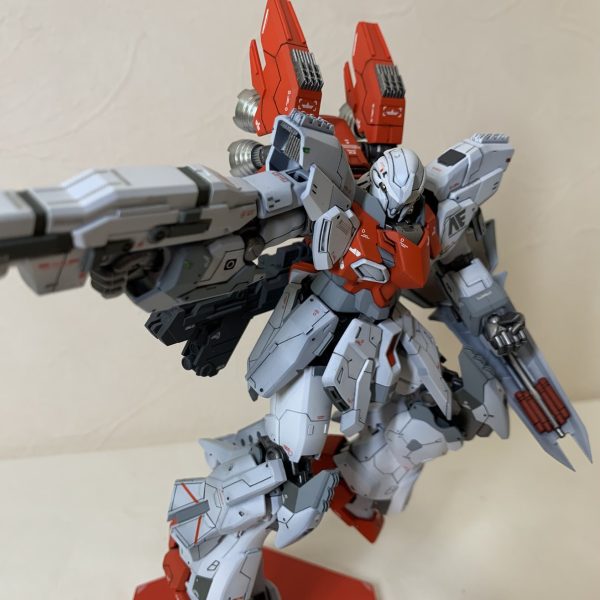 シナンジュスタイン(テスト機イメージカラー)