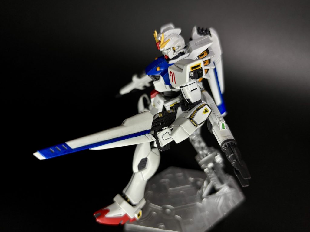 F91は思い入れのあるMSなので、気力とタイミングがあればまた再挑戦したいキットですね。それとヘビーガンとかクロスボーンバンガードの皆さんもHGUCでキット化を望んでおります！
