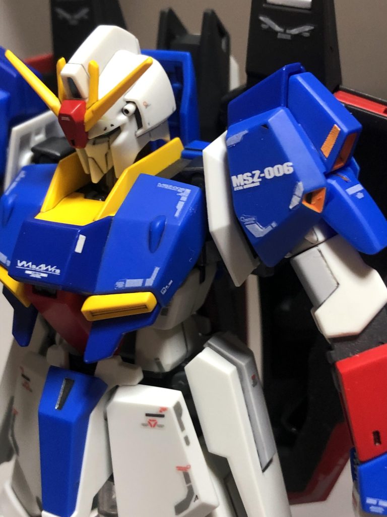 HGウイングゼロ–3枚目/制作者:モニ&パオ