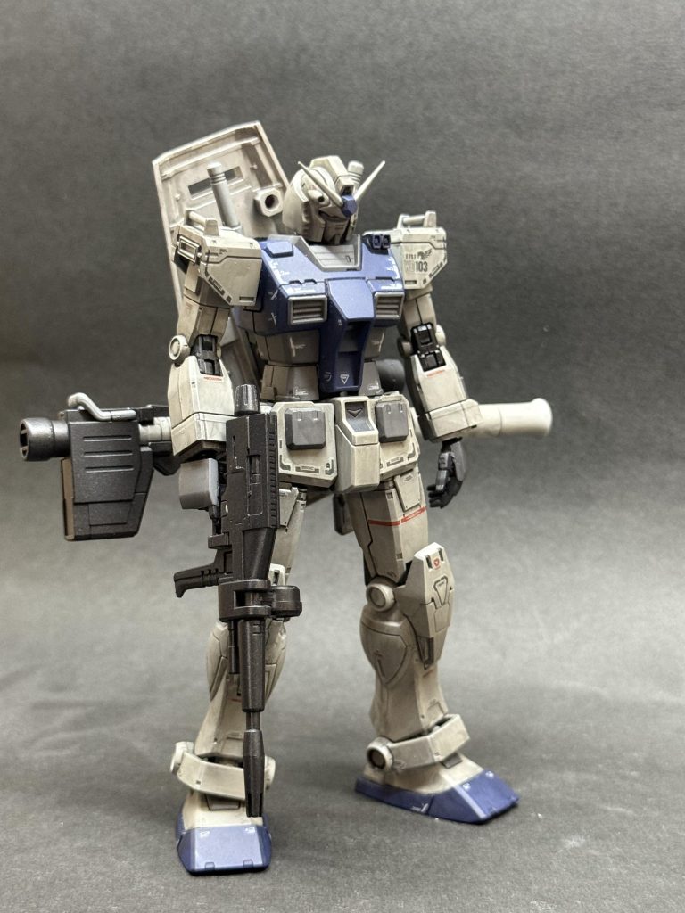 バズーカのステー、磁石1つしか使ってないので、、、、バズーカ装備すると、クルンってなっちゃいます💦写真撮影時、、奇跡のバランス。。。⚖️