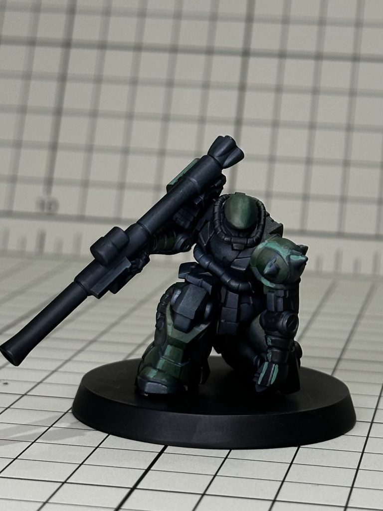 イメージが出る所から、ざっと塗ってます