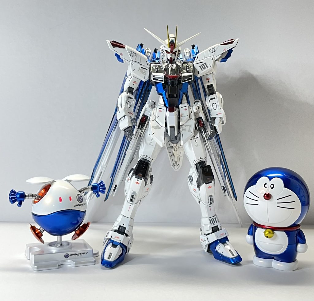 同じカラーリングでスリーショット。