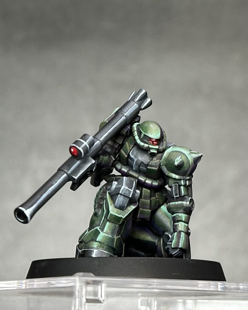 このアングルが気に入ってます。紫ほとんど見えませんが😅