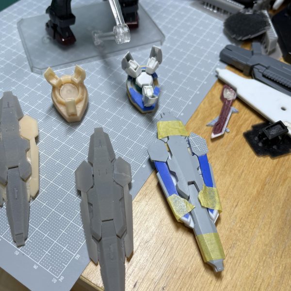 アストレアはこれからもいろんなバリエーションを作っていきたいので、3Dデータ化して量産体制を整えました！特にプロトGNシールドは、大量生産しなきゃいけないのでやってよかったです！（2枚目）