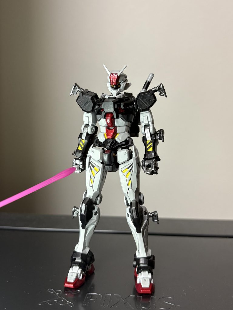 パーツを一度バラす必要がありますが、ちゃんとバイザーオフの状態も再現することができます。